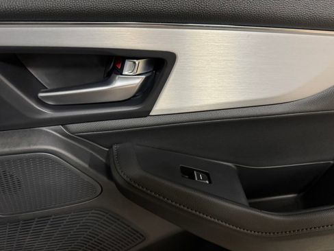 New 2026 Acura MDX SH-AWD image 37