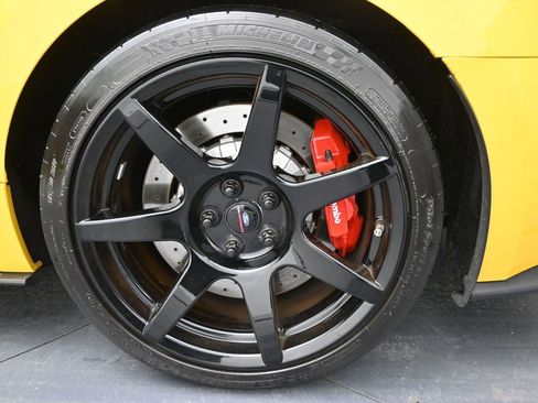 Used 2017 Ford Mustang Shelby GT350R w/ GT350R Equipment Group 920A image 38