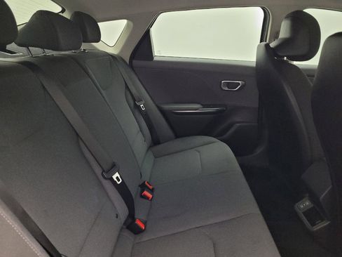 Used 2025 Kia K4 FWD image 19