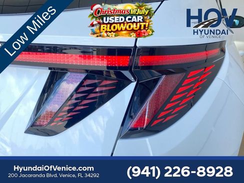 Certified 2022 Hyundai Tucson Limited w/ Cargo Package FWD image 9