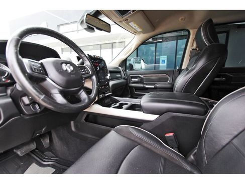 Used 2019 RAM 2500 Laramie AWD/4WD image 32