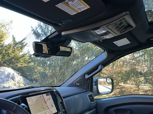 Certified 2024 Nissan Titan PRO-4X w/ Pro-4x Convenience Package image 25