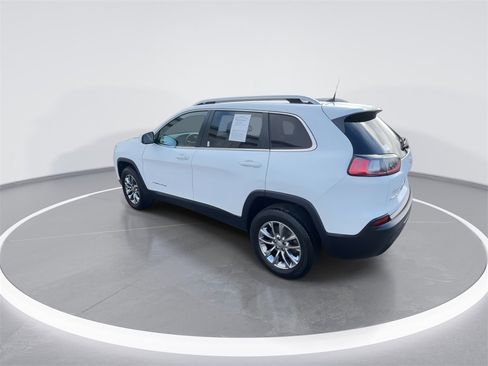 Used 2021 Jeep Cherokee Latitude Plus image 6