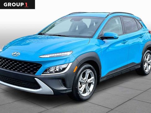 Used 2023 Hyundai Kona SEL image 1