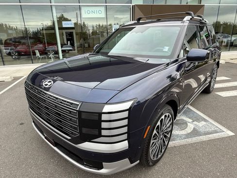 Certified 2026 Hyundai Palisade Calligraphy AWD/4WD image 9