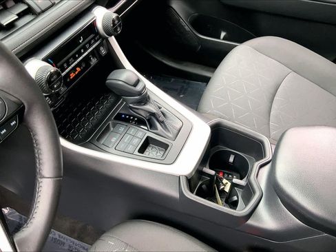 Used 2023 Toyota RAV4 XLE w/ Convenience Package AWD/4WD image 17