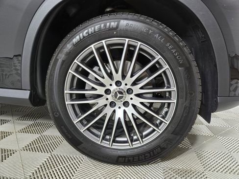 Certified 2026 Mercedes-Benz GLC 300 4MATIC image 3