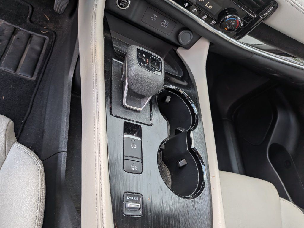Used 2022 Nissan Rogue SL FWD image 22