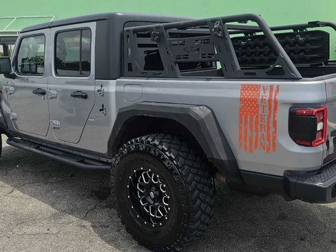 Used 2020 Jeep Gladiator Mojave AWD/4WD image 3