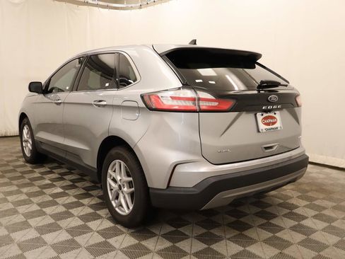 Used 2024 Ford Edge SEL image 3
