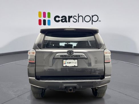 Used 2017 Toyota 4Runner SR5 Premium image 4