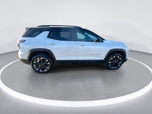 Used 2025 Chevrolet Equinox RS w/ Convenience Package III image 9