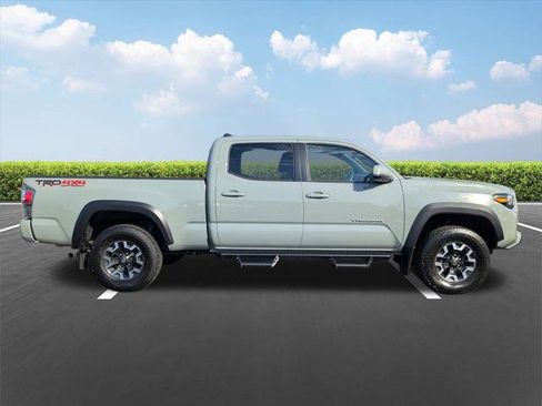 Certified 2022 Toyota Tacoma TRD Off-Road w/ TRD Premium Off Road Package image 3