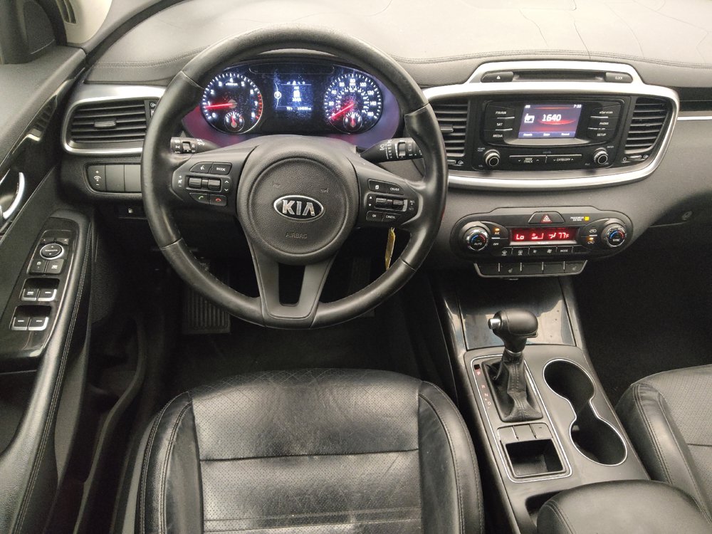 Used 2016 Kia Sorento EX FWD image 22
