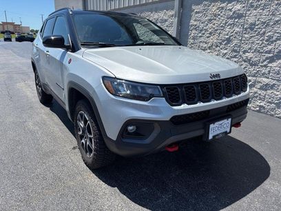 Used 2025 Jeep Compass Trailhawk