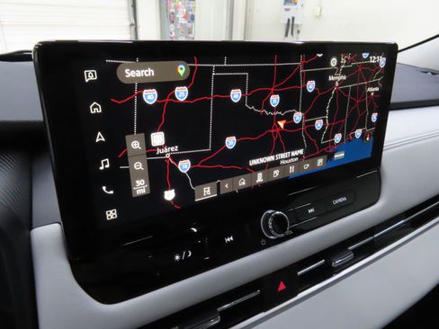 New 2025 Mitsubishi Outlander SEL image 17