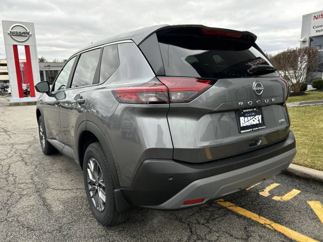 Certified 2023 Nissan Rogue S AWD/4WD image 6