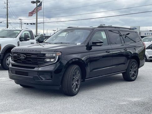 New 2025 Ford Expedition Max Platinum w/ Stealth Performance Package image 25