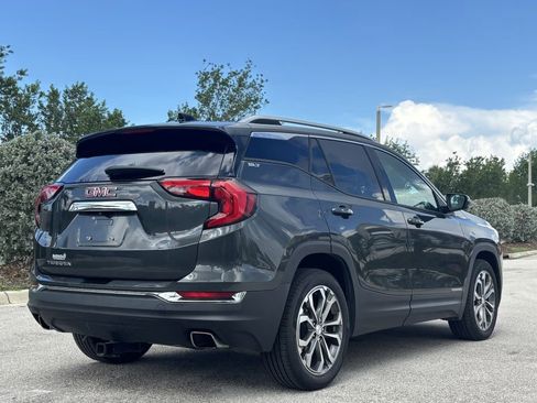Used 2019 GMC Terrain SLT w/ Preferred Package FWD image 8