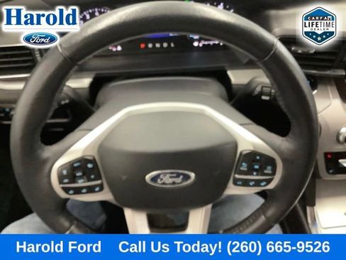 Used 2023 Ford Explorer XLT w/ Equipment Group 202A AWD/4WD image 16