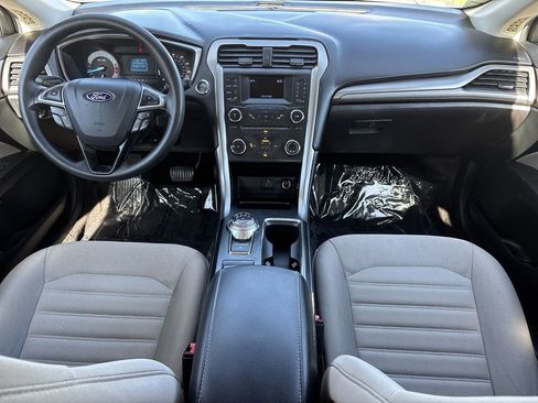 Used 2017 Ford Fusion S FWD image 12