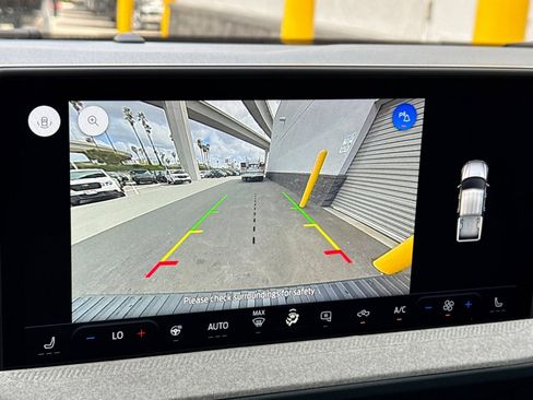 New 2025 Ford Maverick XLT w/ XLT Luxury Package image 17