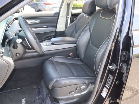 Used 2024 Genesis GV70 2.5T Advanced w/ Advanced Package image 14