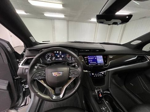 Used 2024 Cadillac XT6 Sport w/ Platinum Package AWD/4WD image 16
