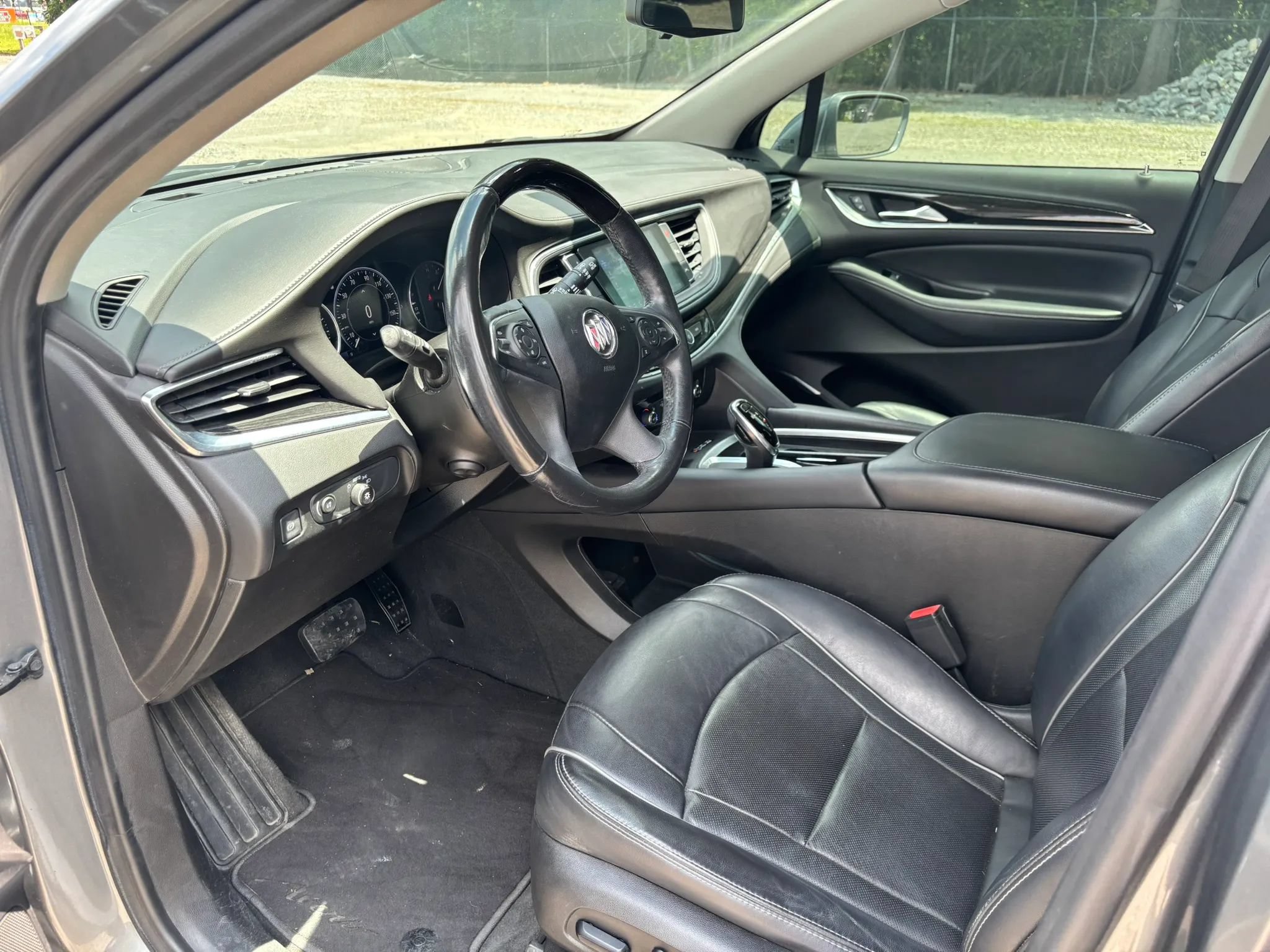 Used 2020 Buick Enclave Avenir w/ Avenir Technology Package FWD image 10