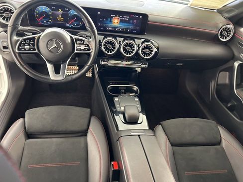 Used 2023 Mercedes-Benz CLA 250 4MATIC image 15