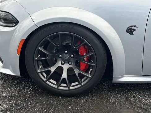 Used 2022 Dodge Charger SRT Hellcat w/ Harman/Kardon Audio Group image 13