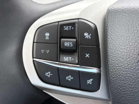 New 2026 Ford Explorer Active w/ Active Comfort Package RWD image 29