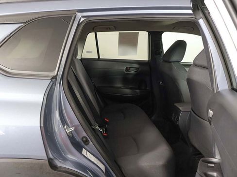 Used 2024 Toyota Corolla Cross LE image 29