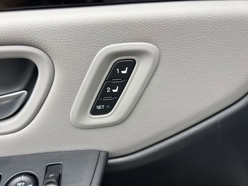 Used 2024 Honda Pilot EX-L image 31