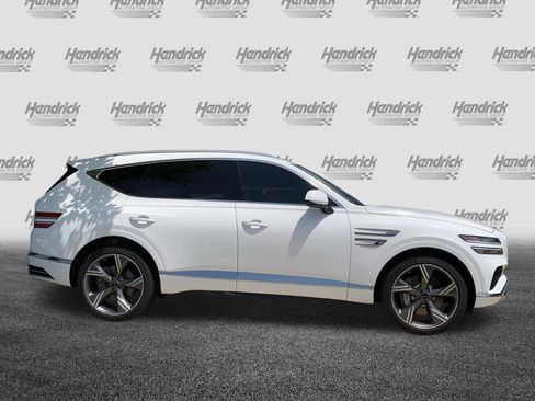 Used 2025 Genesis GV80 2.5T Prestige AWD/4WD image 11