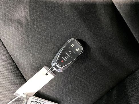 Used 2025 Chevrolet Malibu RS image 31