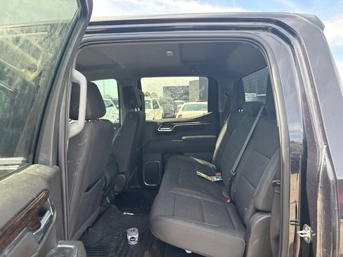 Used 2023 GMC Sierra 1500 SLE AWD/4WD image 10
