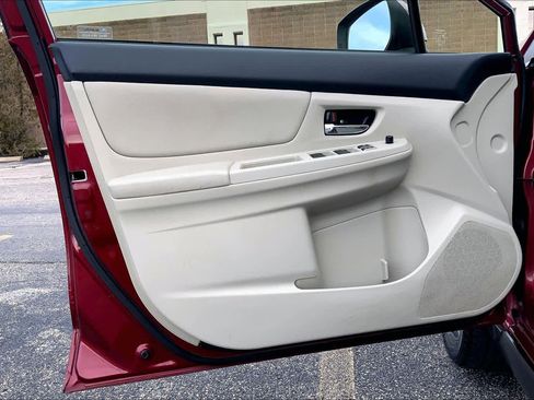 Used 2013 Subaru Crosstrek 2.0i Premium image 21