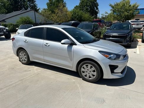 Used 2023 Kia Rio LX FWD image 14