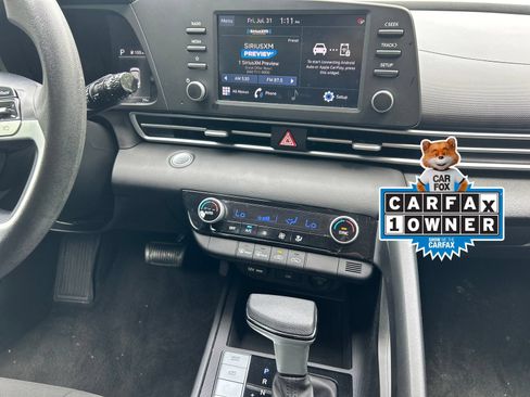 Certified 2023 Hyundai Elantra SEL FWD image 17