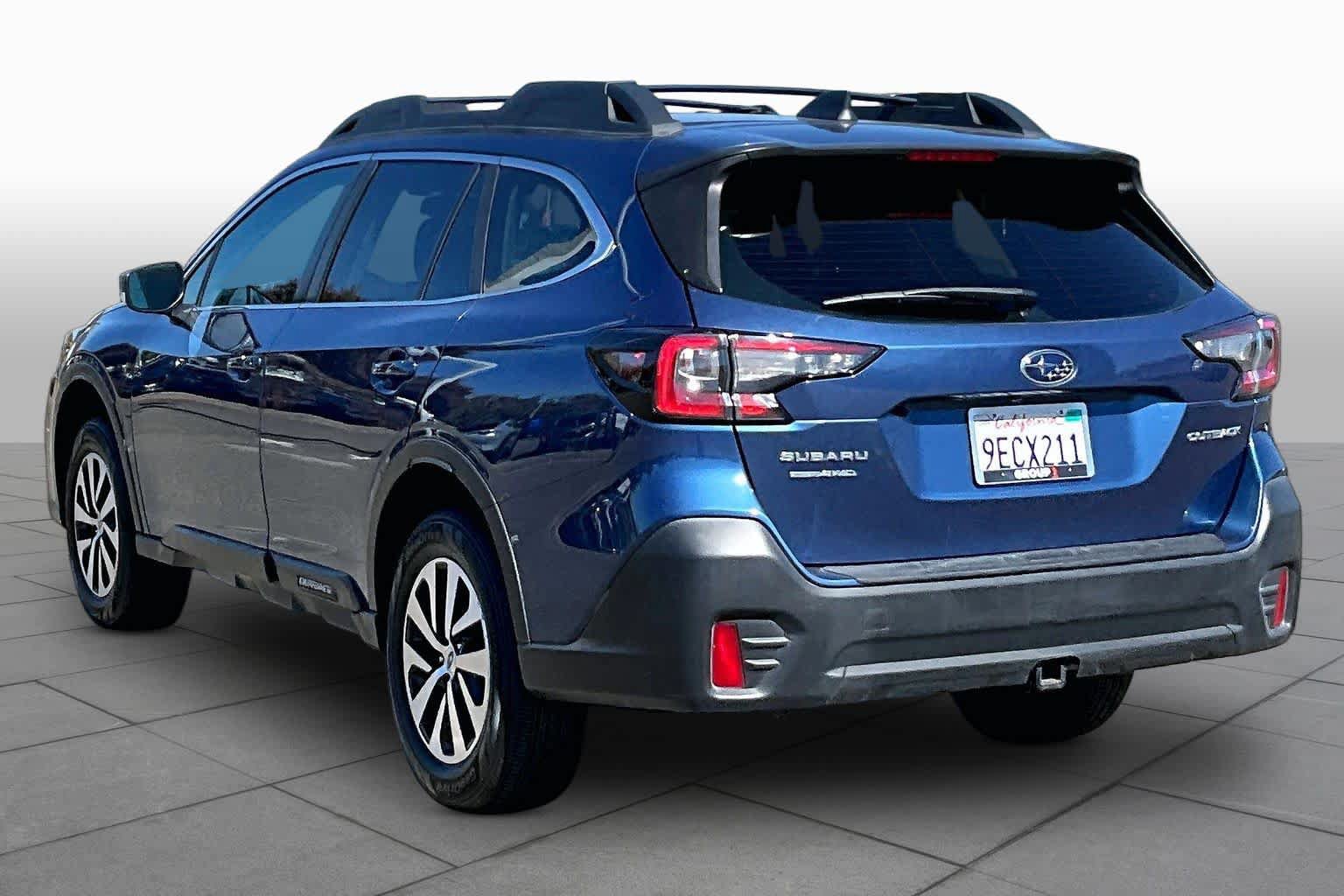 Used 2022 Subaru Outback AWD/4WD image 11