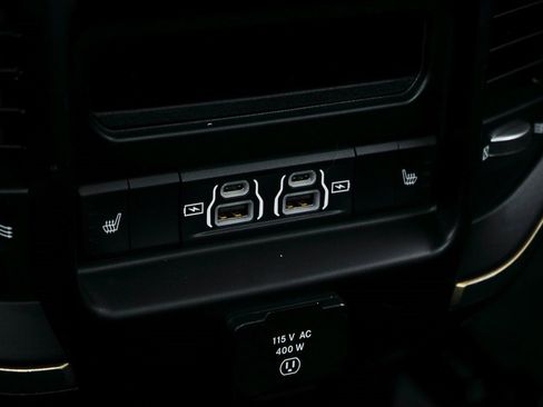 Used 2022 RAM 1500 Limited w/ Body Color Bumper Group image 37