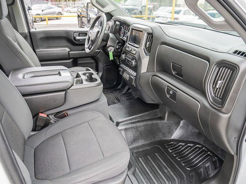 Used 2021 Chevrolet Silverado 2500 W/T w/ WT Convenience Package image 15