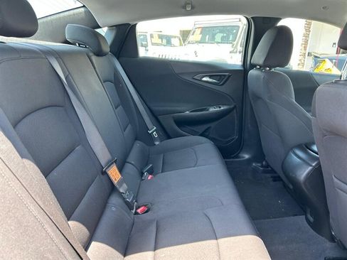 Used 2023 Chevrolet Malibu LS FWD image 9