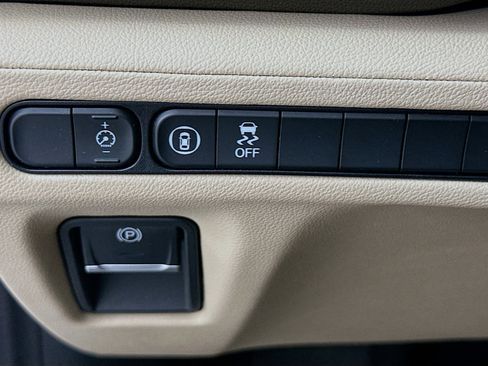 Used 2022 Acura MDX FWD image 16