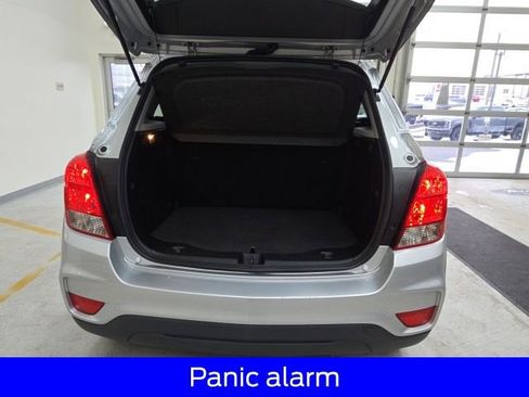 Used 2017 Chevrolet Trax LS image 17