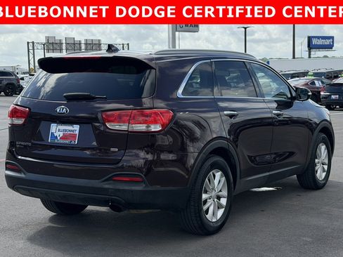 Used 2016 Kia Sorento FWD w/ LX Convenience Package image 5