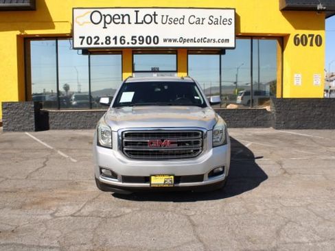 Used 2015 GMC Yukon SLE w/ Convenience Package RWD image 3