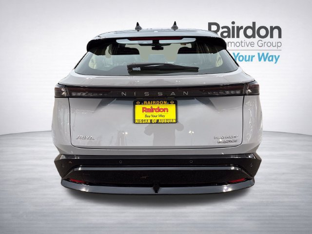 Used 2024 Nissan Ariya AWD image 6