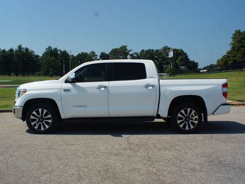 Used 2019 Toyota Tundra Limited w/ Limited Premium Package AWD/4WD image 12